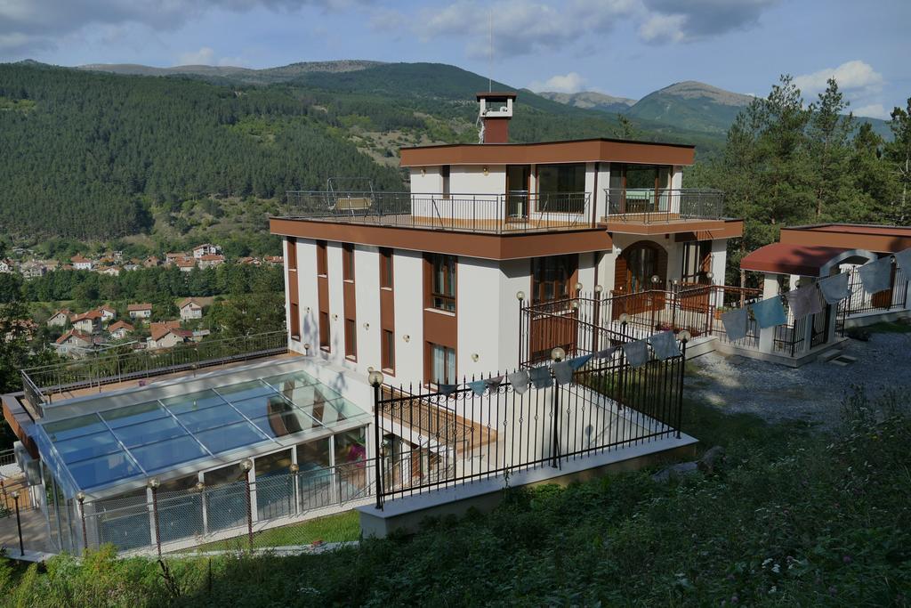 Mala Planina Guest House Iskrets Exterior photo